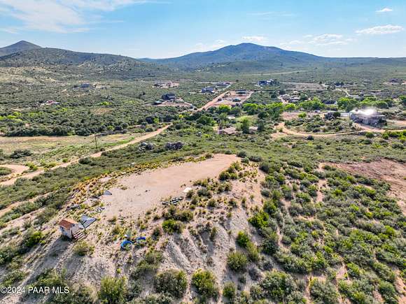 5 Acres of Residential Land for Sale in Dewey-Humboldt, Arizona