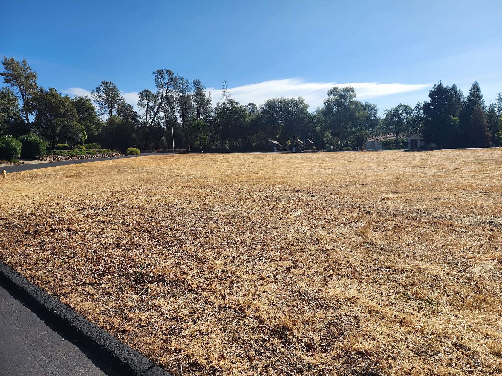 1 Acre of Residential Land for Sale in Redding, California