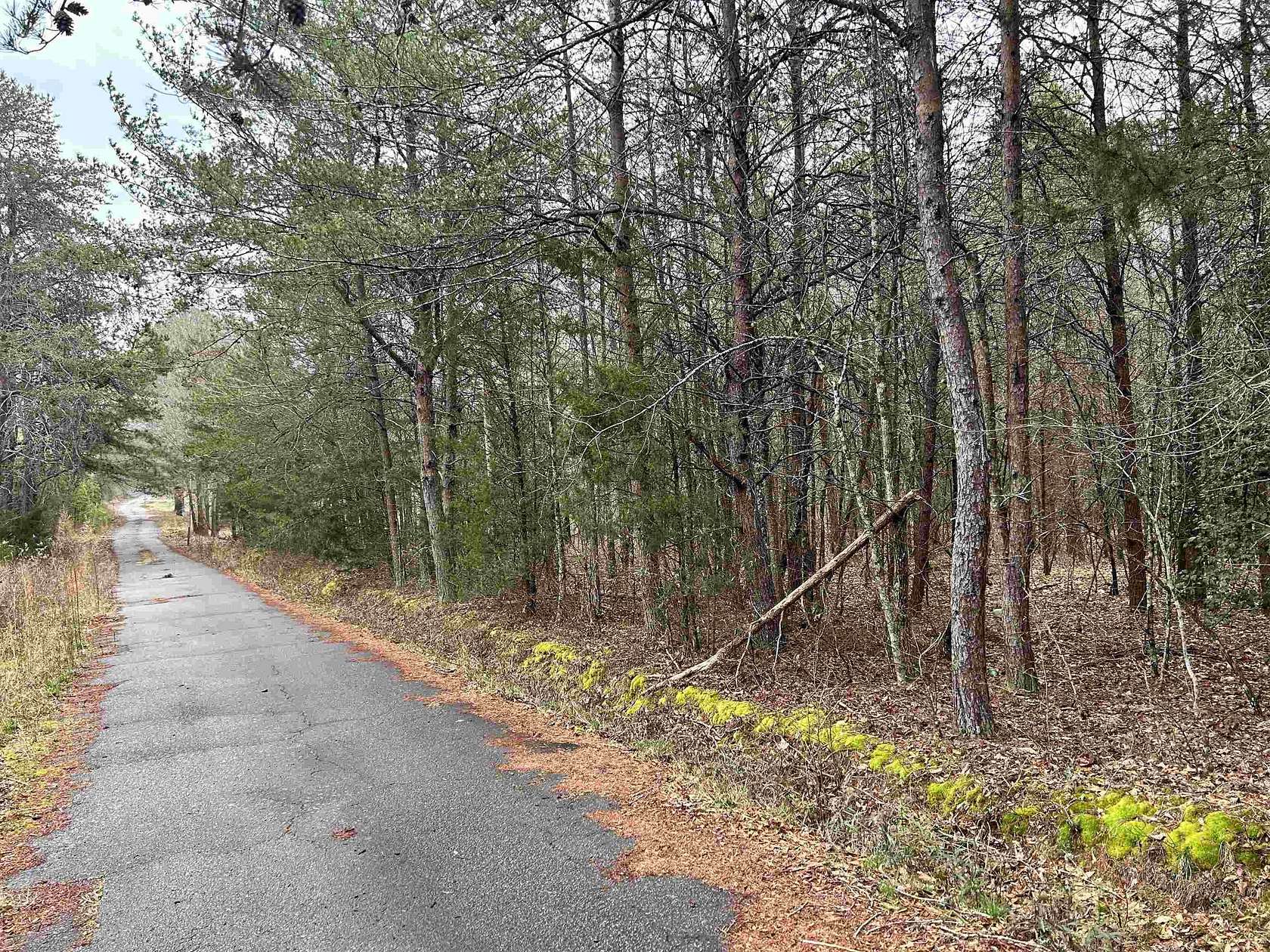 5 Acres of Residential Land for Sale in Spartanburg, South Carolina