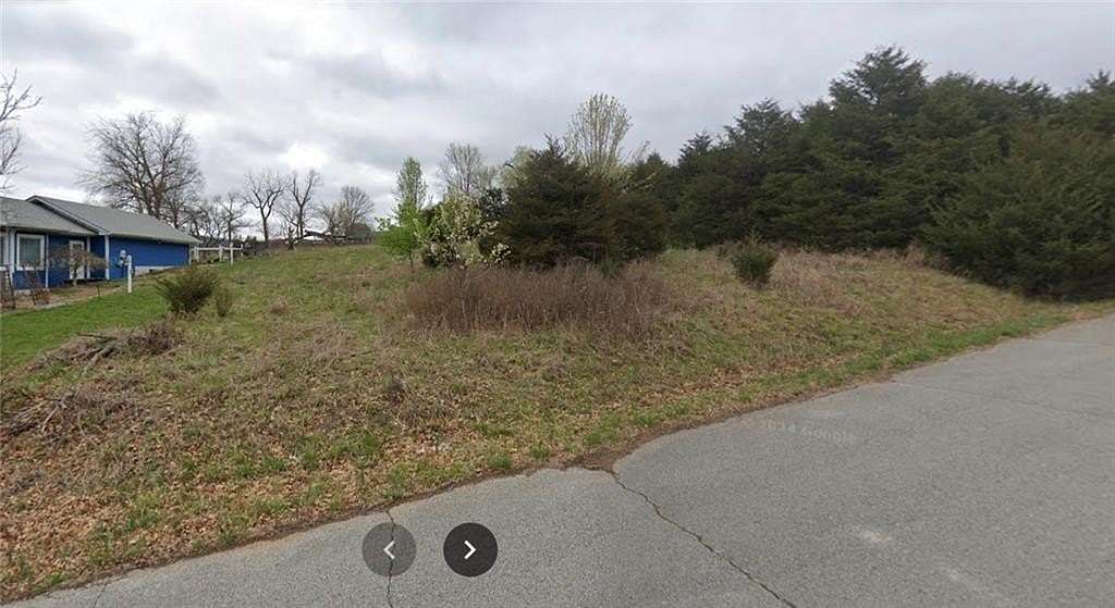 0.313 Acres of Residential Land for Sale in Holiday Island, Arkansas