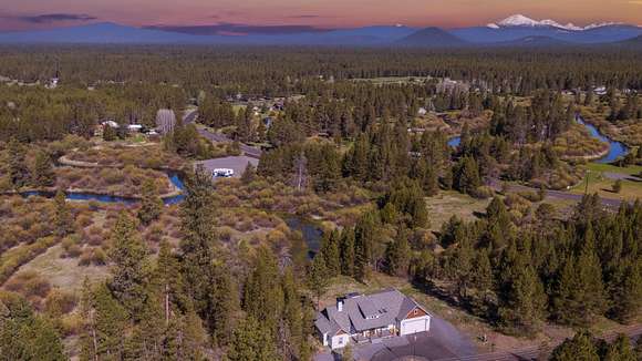 3.85 Acres of Residential Land with Home for Sale in La Pine, Oregon