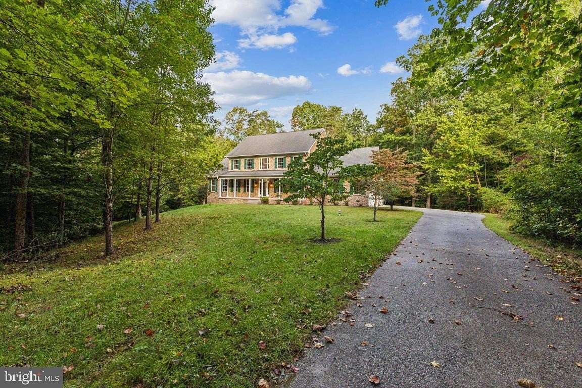 10.49 Acres of Land with Home for Sale in Brandywine, Maryland