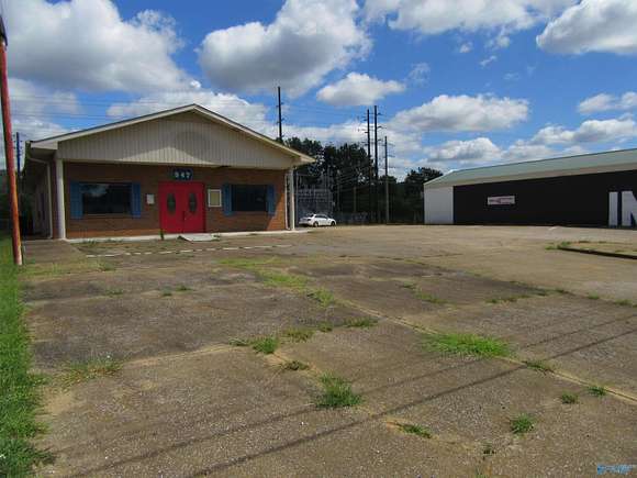 0.75 Acres of Commercial Land for Sale in Gadsden, Alabama