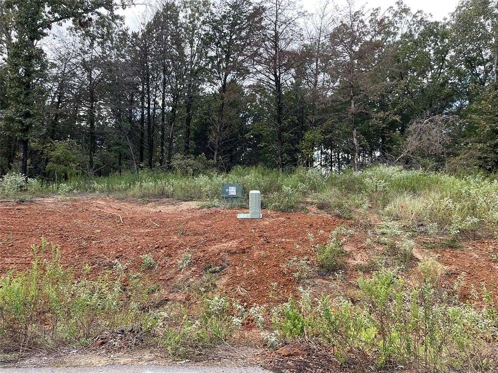 0.5 Acres of Residential Land for Sale in Lindale, Texas