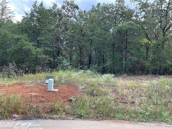 0.5 Acres of Residential Land for Sale in Lindale, Texas