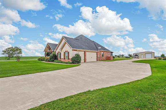 2.499 Acres of Residential Land with Home for Sale in Godley, Texas