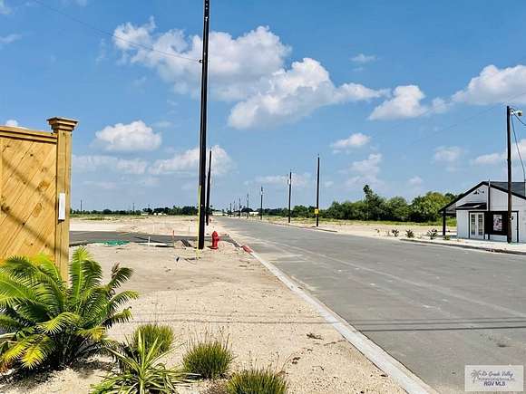 0.25 Acres of Residential Land for Sale in Mercedes, Texas