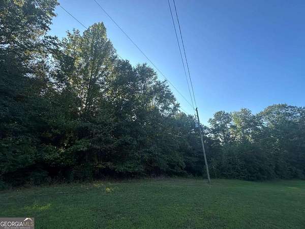 8 Acres of Residential Land for Sale in Jefferson, Georgia