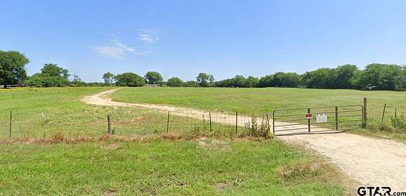 18.17 Acres of Land with Home for Sale in Eustace, Texas