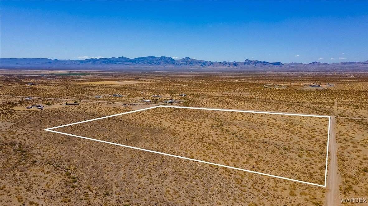 40.02 Acres of Agricultural Land for Sale in Golden Valley, Arizona