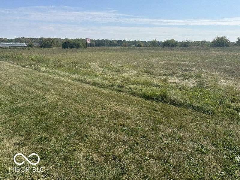 0.982 Acres of Commercial Land for Sale in Anderson, Indiana