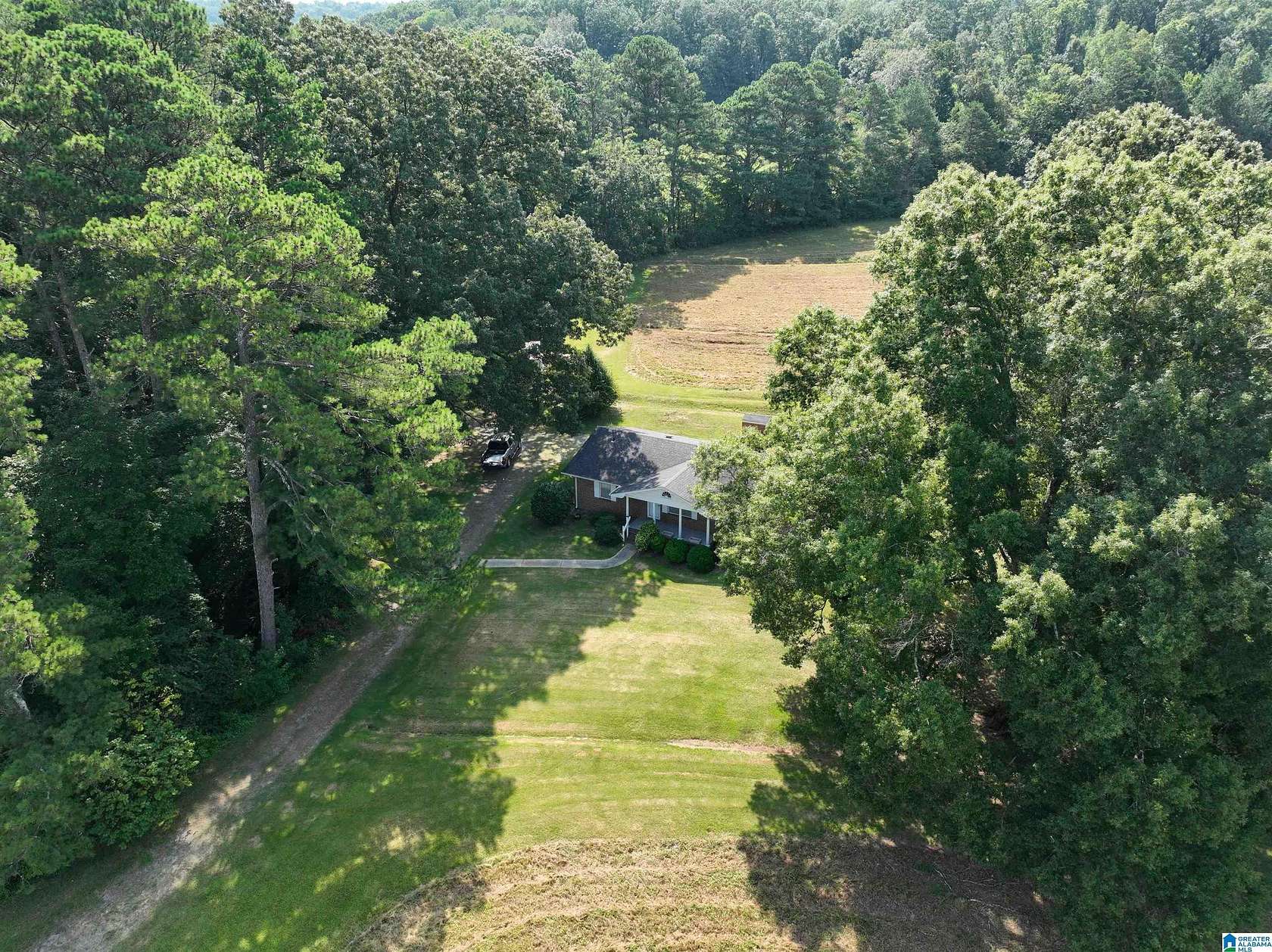 4 Acres of Residential Land with Home for Sale in Oneonta, Alabama