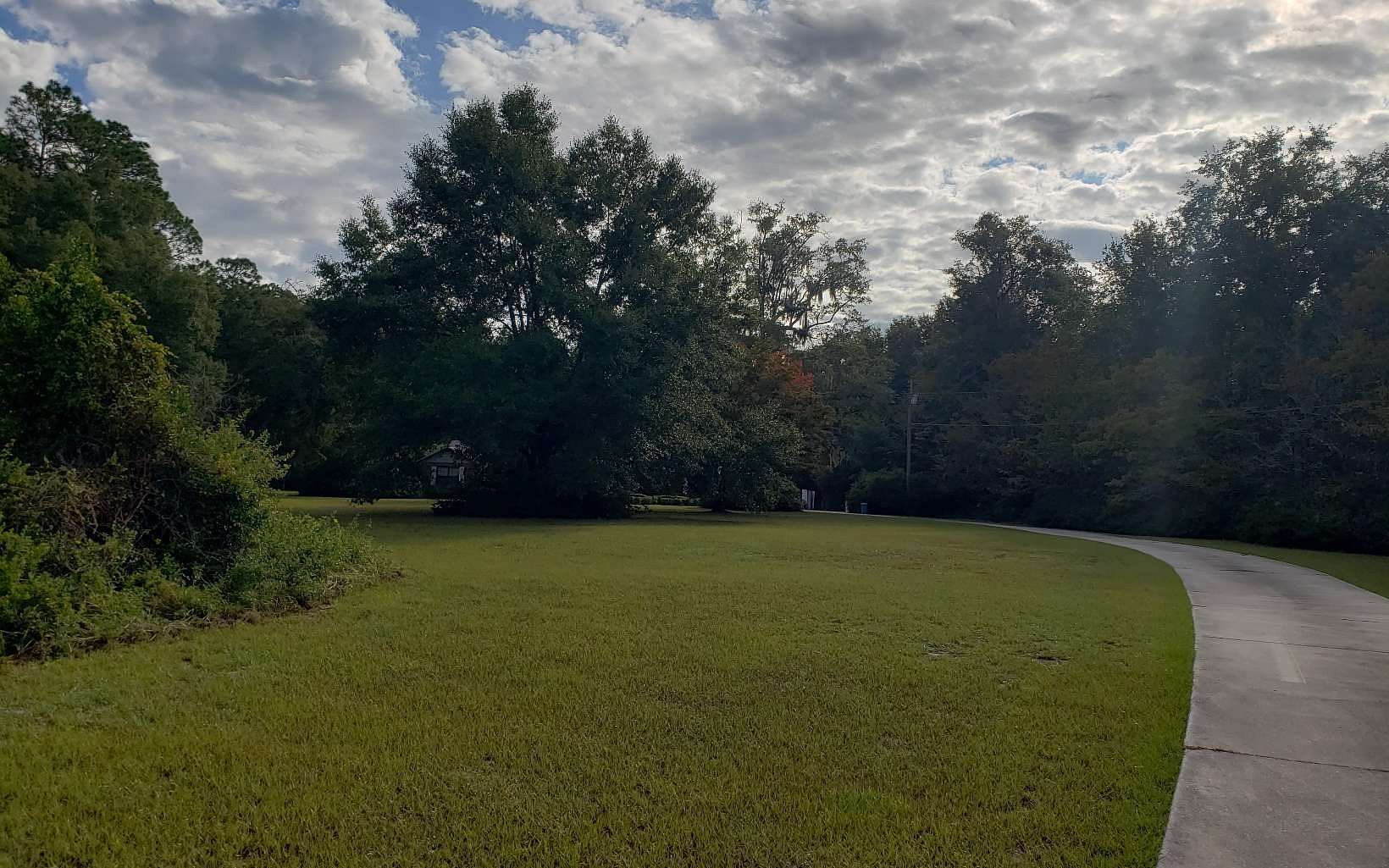 5 Acres of Land with Home for Lease in Lake City, Florida