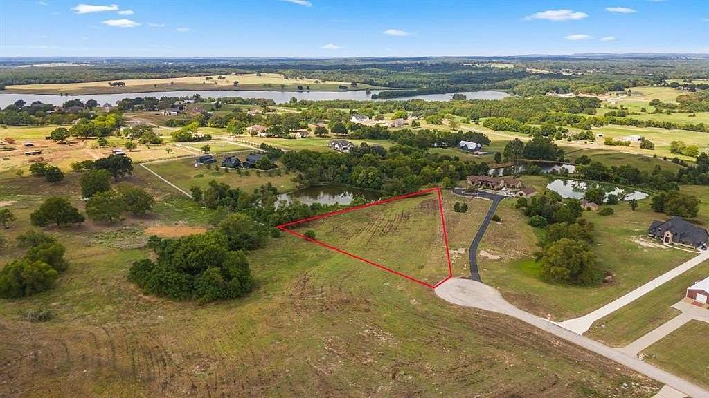 2.09 Acres of Residential Land for Sale in Athens, Texas