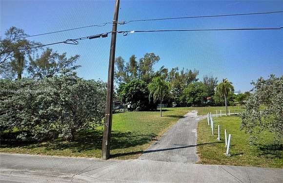 1 Acre of Residential Land for Sale in Miami, Florida