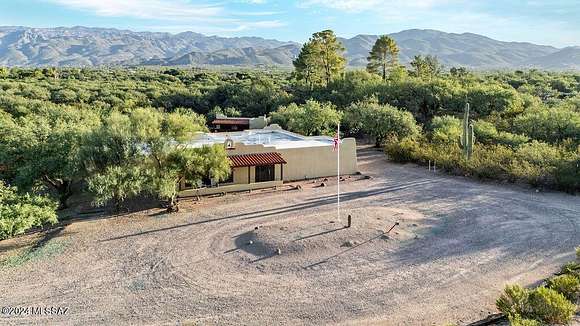 3.3 Acres of Residential Land with Home for Sale in Tucson, Arizona