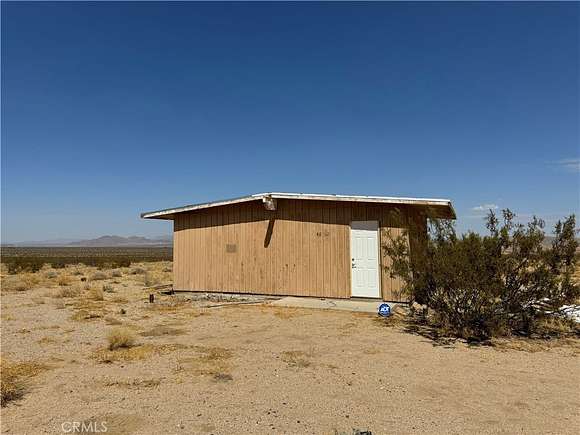 2.5 Acres of Improved Residential Land for Sale in Johnson Valley, California