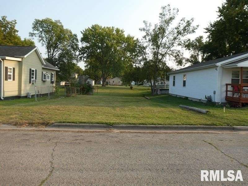 0.18 Acres of Residential Land for Sale in Lincoln, Illinois