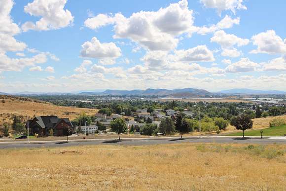 0.23 Acres of Residential Land for Sale in Klamath Falls, Oregon