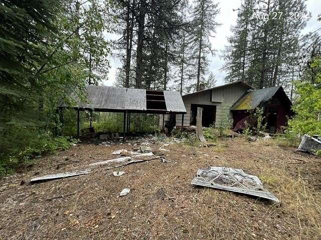 5.4 Acres of Residential Land with Home for Sale in Newport, Washington