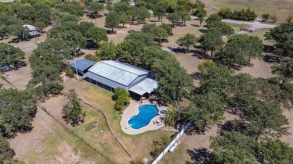 19.76 Acres of Land with Home for Sale in Callisburg, Texas