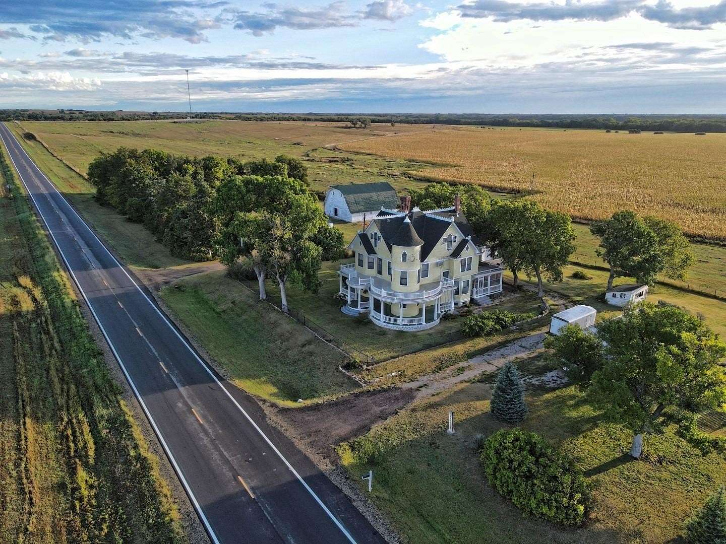 42.6 Acres of Agricultural Land with Home for Sale in Burr Oak, Kansas