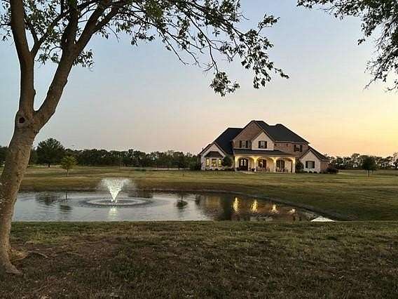 5.03 Acres of Residential Land with Home for Sale in Gunter, Texas