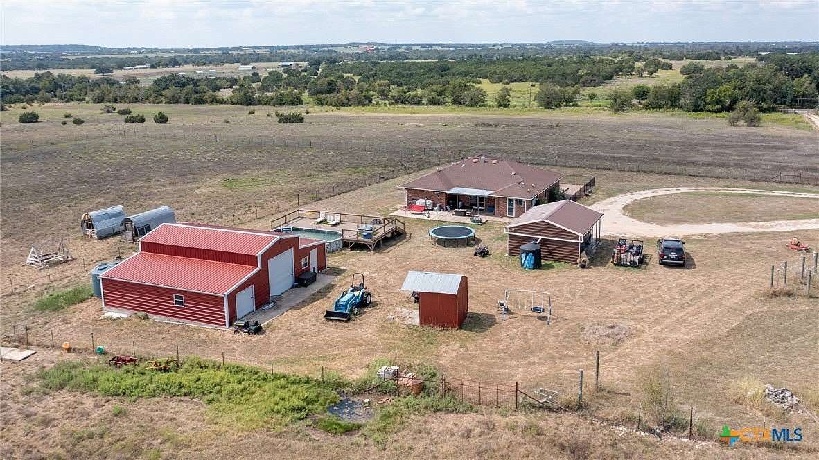 11.28 Acres of Land with Home for Sale in Georgetown, Texas