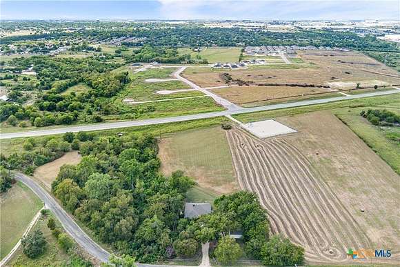 5.767 Acres of Residential Land with Home for Sale in Temple, Texas