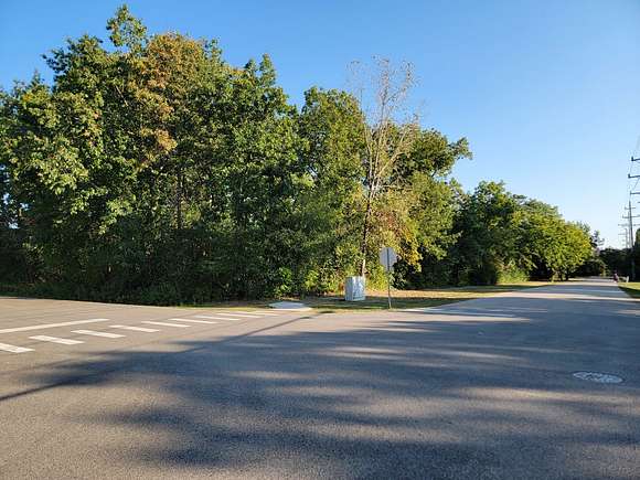 0.32 Acres of Residential Land for Sale in Gurnee, Illinois