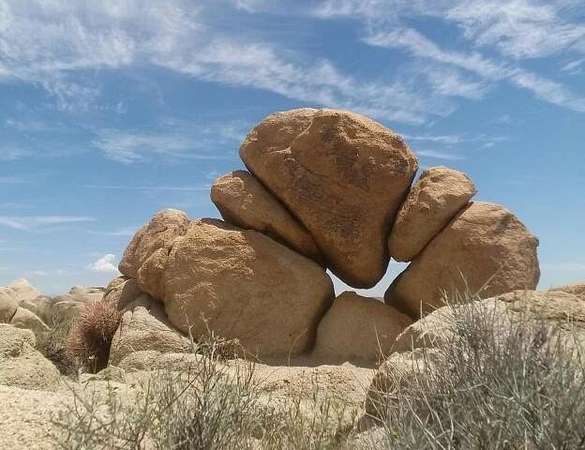19 Acres of Land for Sale in Joshua Tree, California