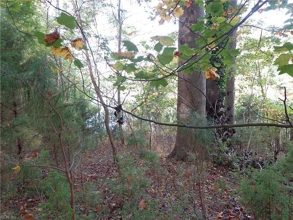 2.8 Acres of Residential Land for Sale in Smithfield, Virginia