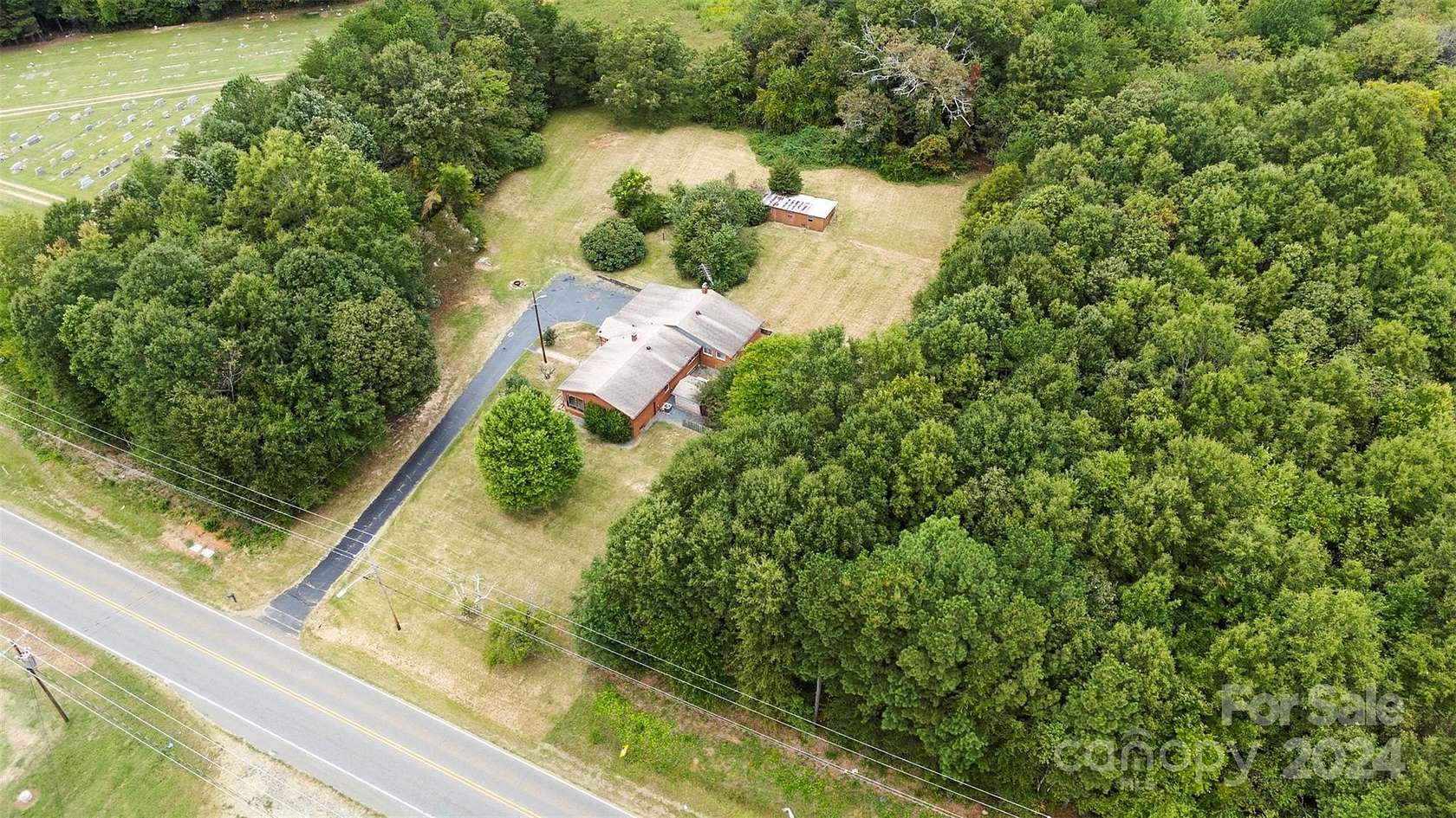 2.92 Acres of Residential Land with Home for Sale in Newton, North Carolina