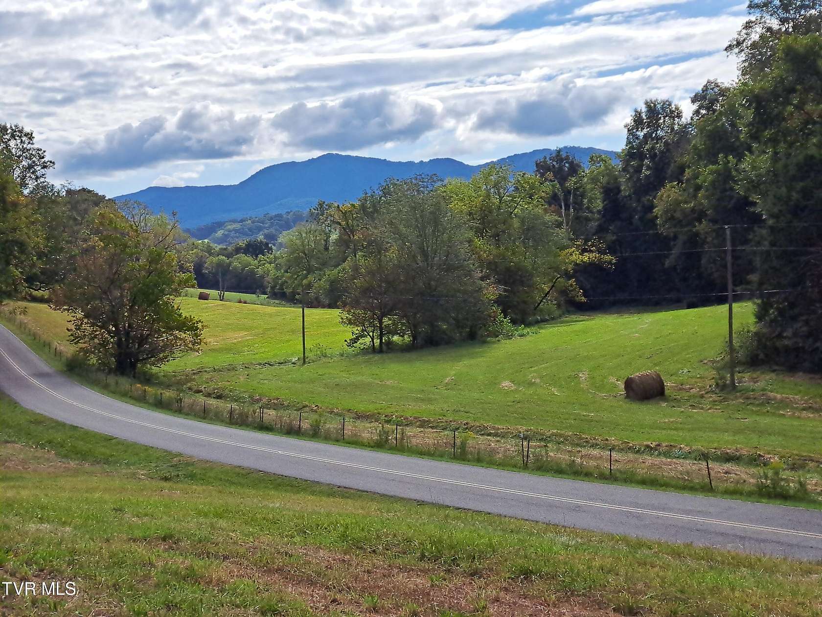 15 Acres of Land for Sale in Greeneville, Tennessee