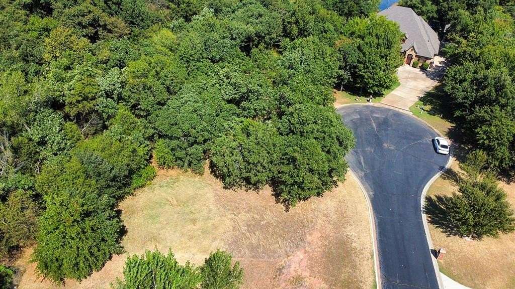 0.858 Acres of Residential Land for Sale in Edmond, Oklahoma