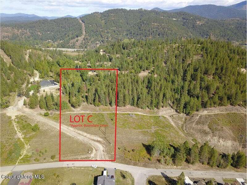 10.44 Acres of Recreational Land for Sale in Pinehurst, Idaho