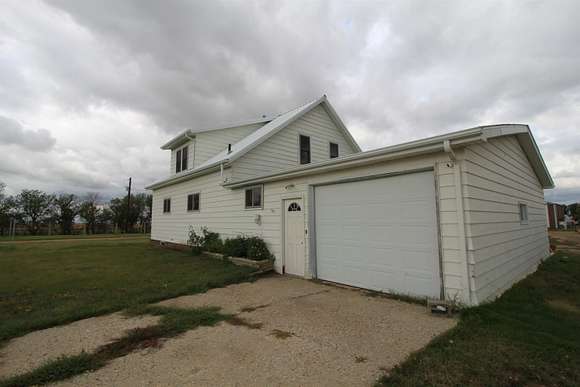 10.8 Acres of Recreational Land with Home for Sale in Parshall, North Dakota