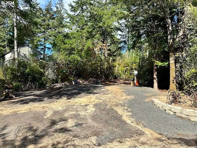 0.08 Acres of Land for Sale in Florence, Oregon