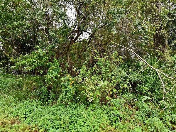 0.19 Acres of Mixed-Use Land for Sale in Fort Pierce, Florida