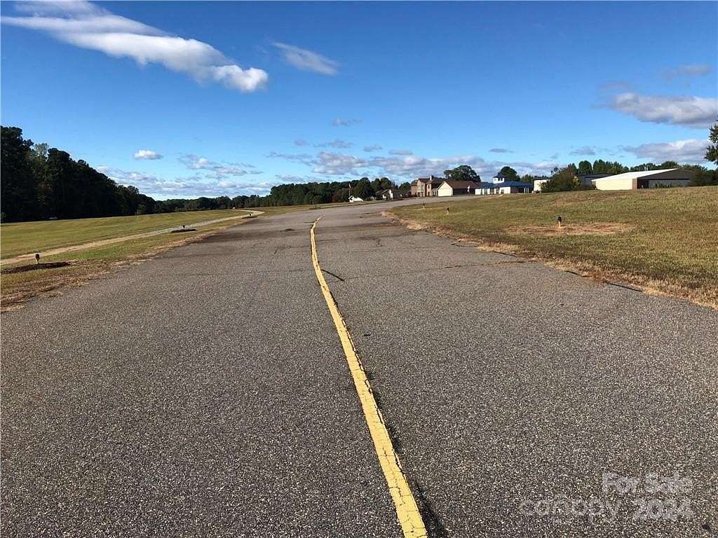 1.45 Acres of Residential Land for Sale in Mooresville, North Carolina