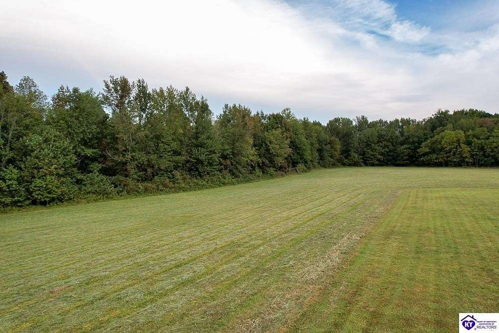 11.09 Acres of Land for Sale in Magnolia, Kentucky