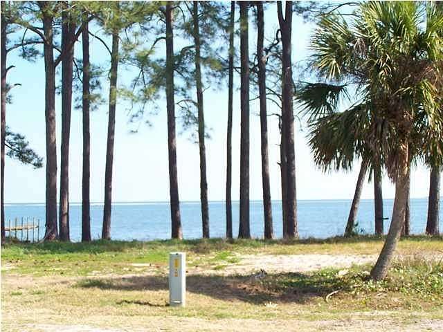 0.17 Acres of Mixed-Use Land for Sale in Carrabelle, Florida