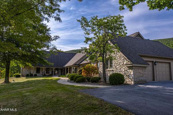 19.3 Acres of Land with Home for Sale in Hollidaysburg, Pennsylvania