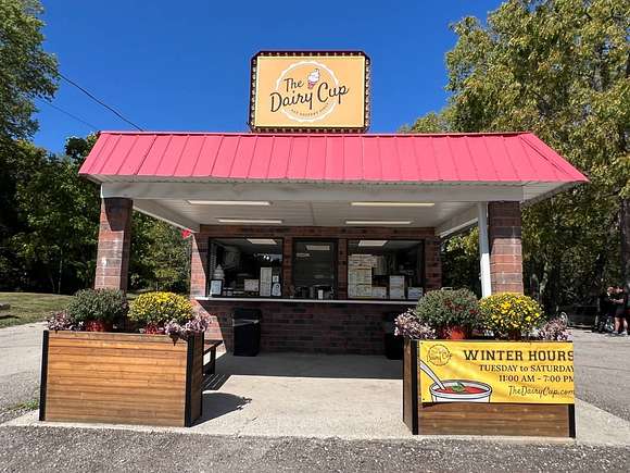 1.25 Acres of Improved Commercial Land for Sale in Lamoni, Iowa