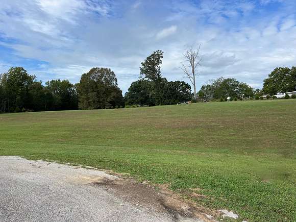 1.06 Acres of Residential Land for Sale in Savannah, Tennessee