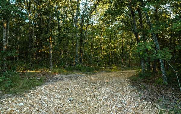 17 Acres of Recreational Land for Sale in Steelville, Missouri