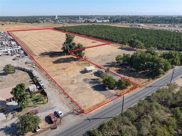 10 Acres of Improved Mixed-Use Land for Sale in Merced, California