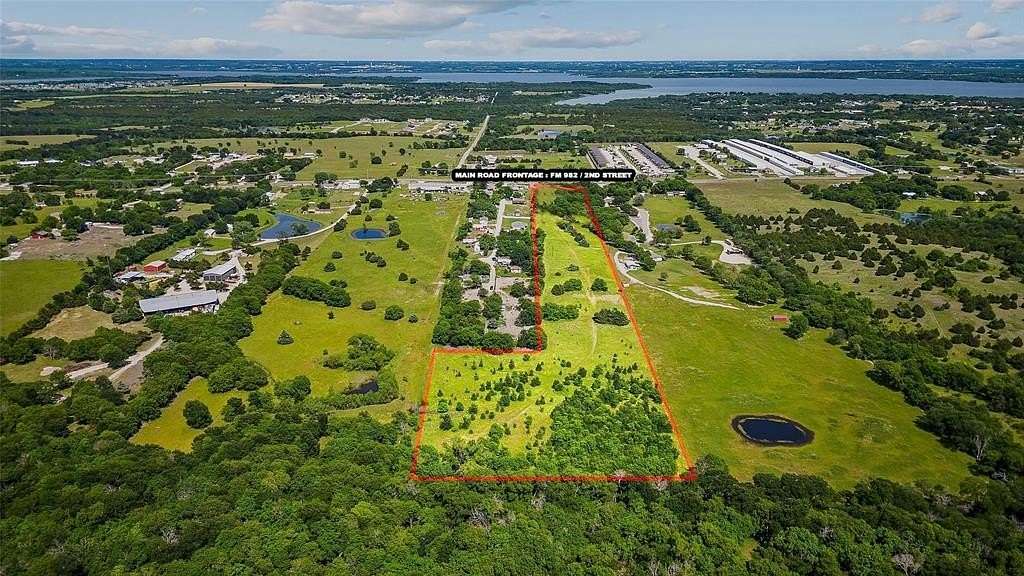 11.87 Acres of Commercial Land for Sale in Princeton, Texas