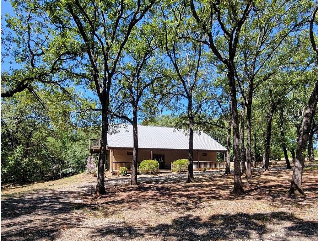 10.01 Acres of Land with Home for Sale in Sadler, Texas