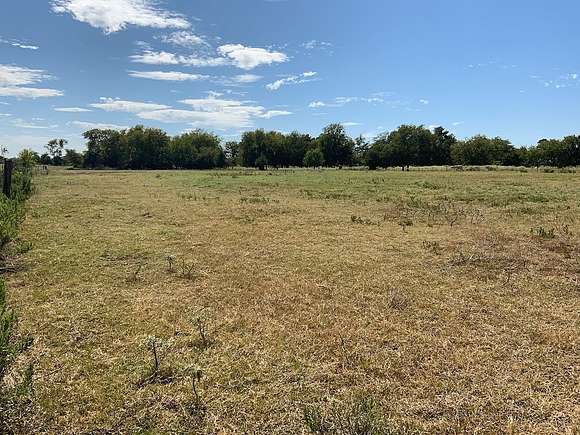 5 Acres of Land with Home for Sale in Dime Box, Texas